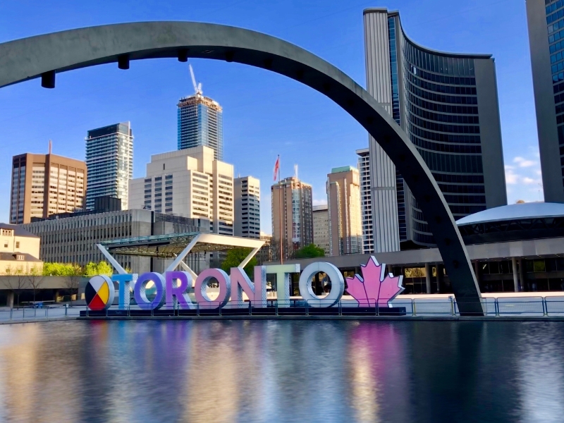 Holiday events and seasonal markets in Toronto